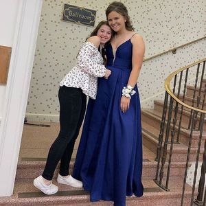 Meet your Posher, Hailey